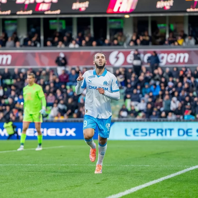 ảnh cầu thủ Amine Gouiri 1