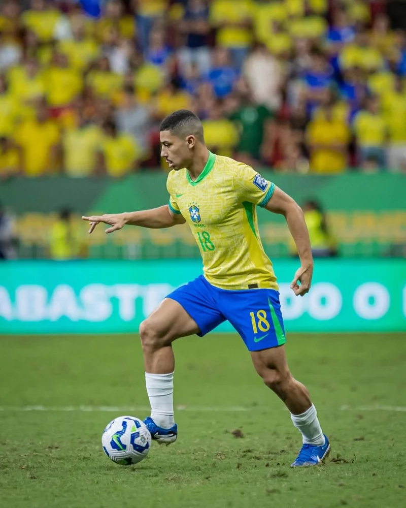 Hình ảnh cầu thủ André 2