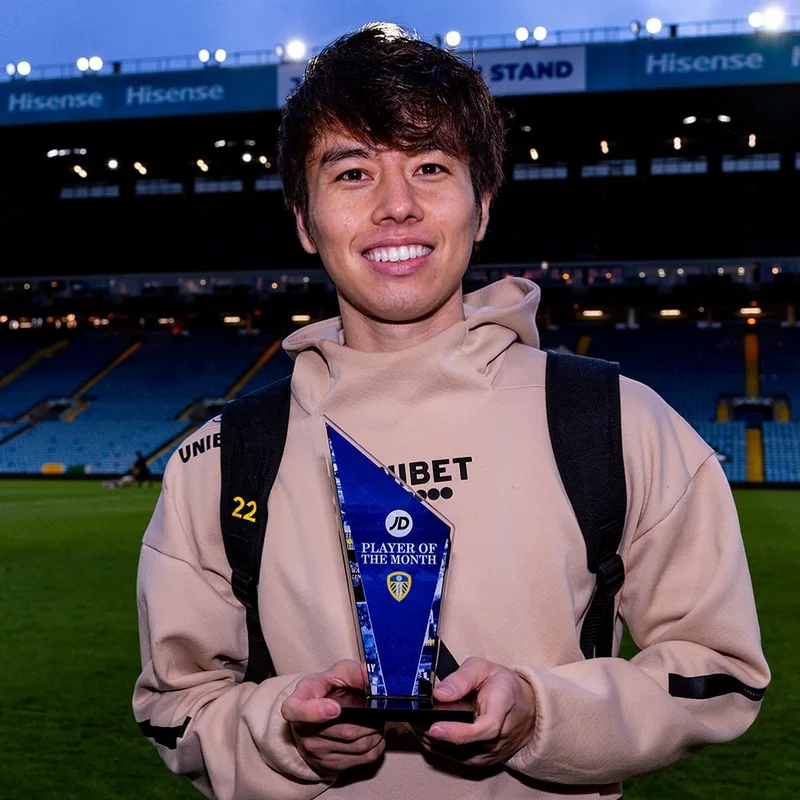 Ao Tanaka – Niềm tự hào mới của bóng đá Nhật