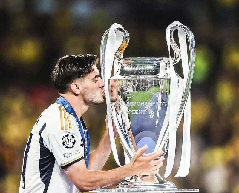 ảnh cầu thủ Brahim Díaz 3