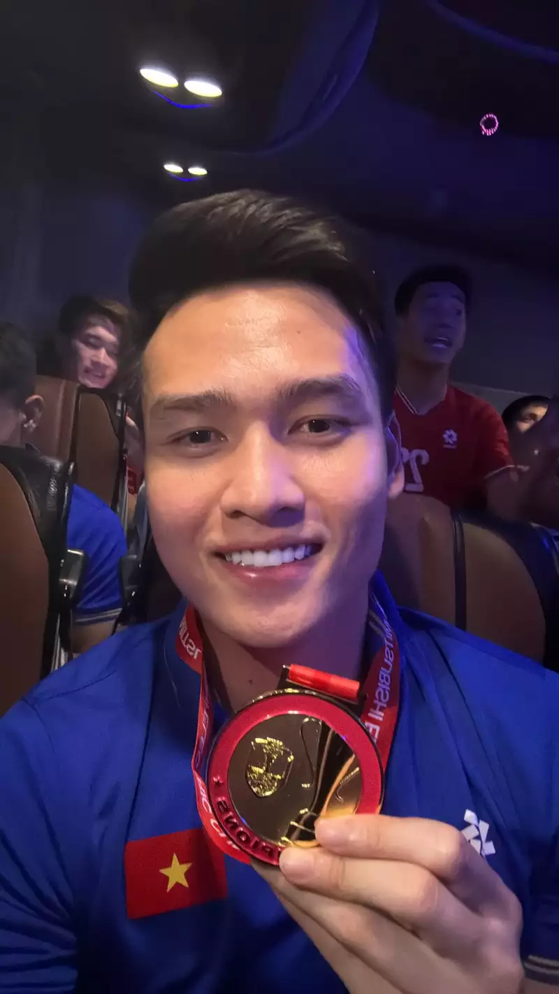 ảnh cầu thủ Bùi Hoàng Việt Anh 1