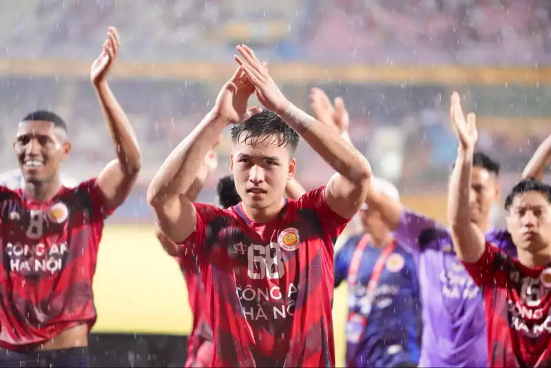 ảnh cầu thủ Bùi Hoàng Việt Anh 4