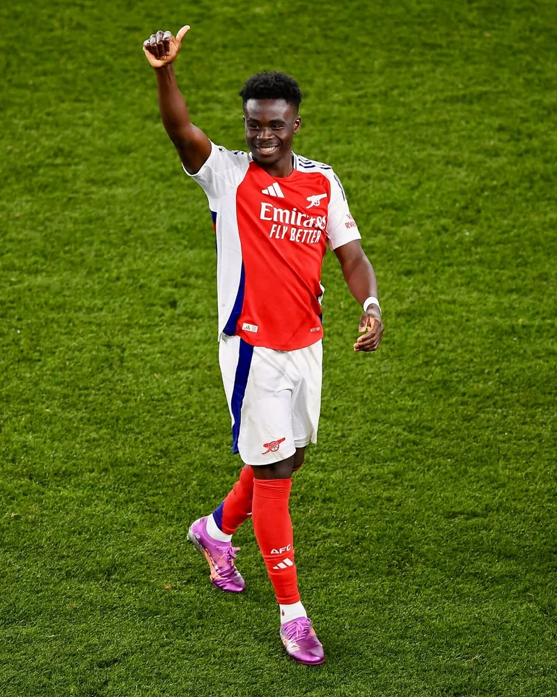 Bukayo Saka: Hành Trình Biến Ước Mơ Học Viện Thành Ngôi Sao Premier League