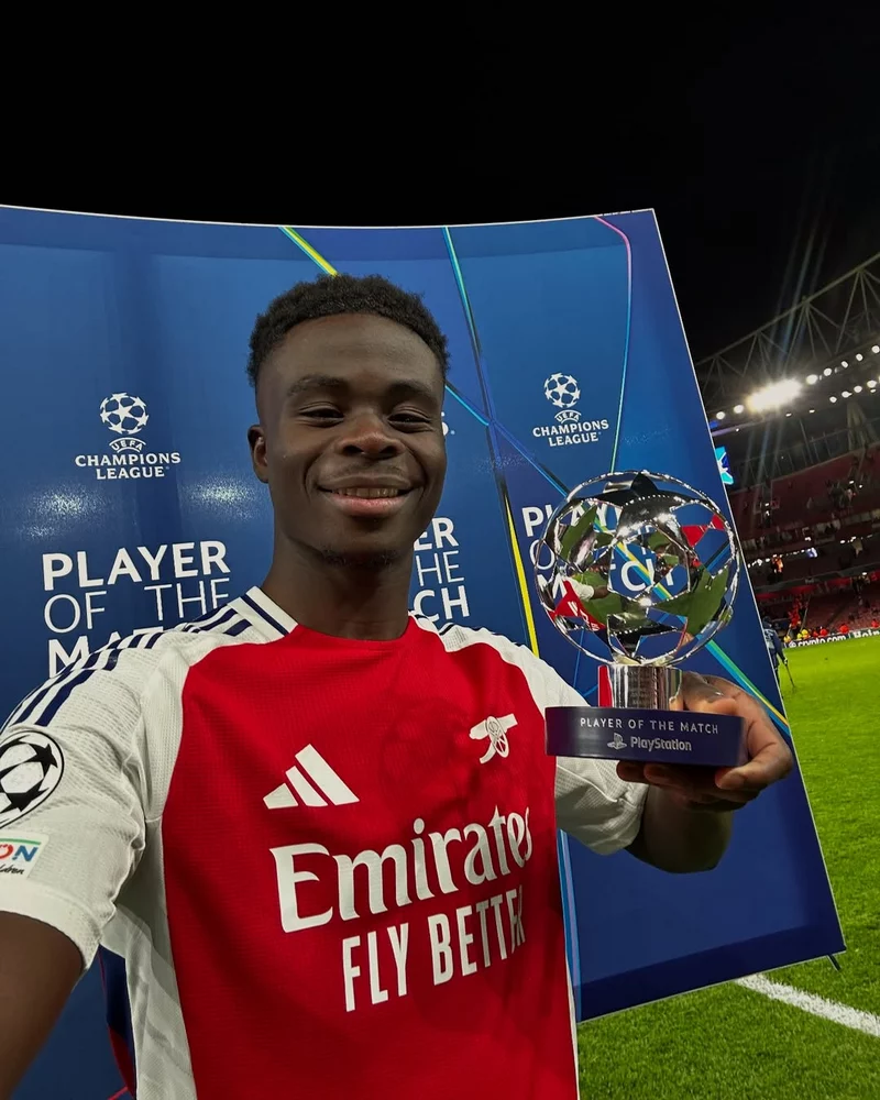 ảnh cầu thủ Bukayo Saka 3