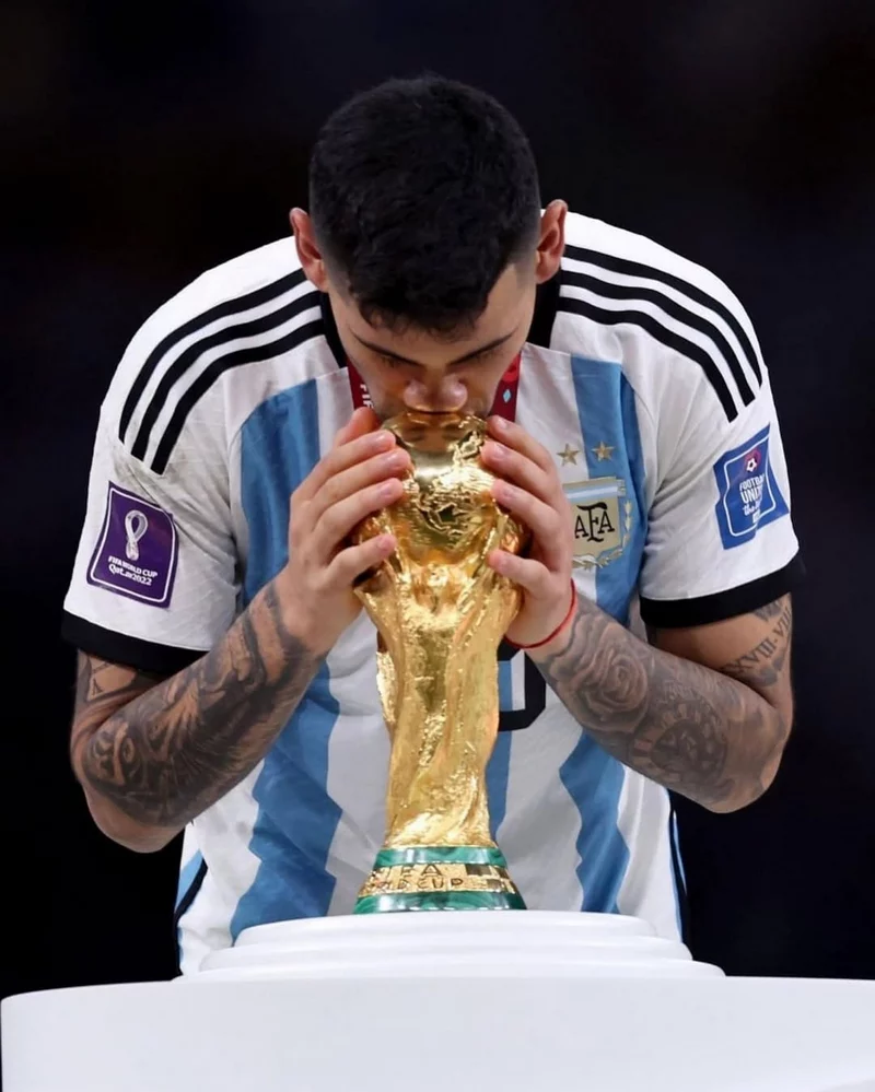 ảnh cầu thủ Cristian Romero 3