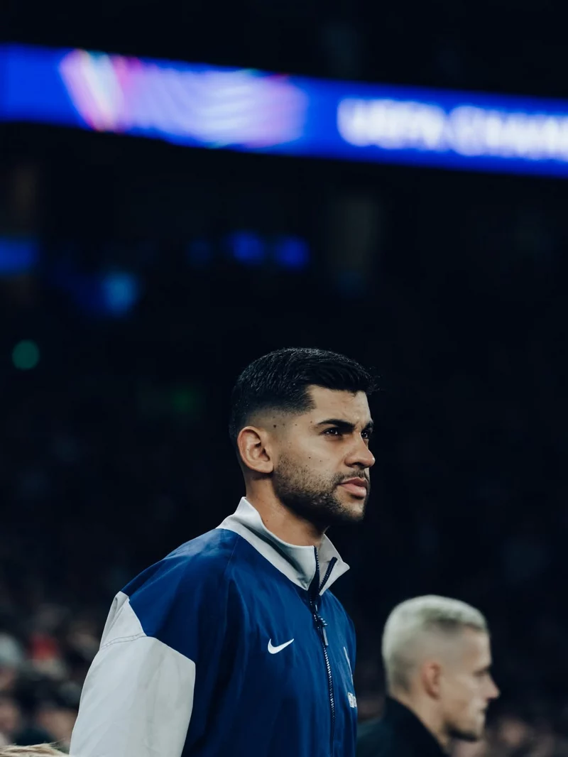 Phong cách thi đấu của Cristian Romero: Trung vệ chủ động và mạnh mẽ