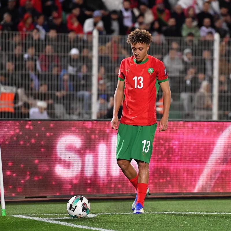 Hình ảnh cầu thủ Eliesse Ben Seghir 2