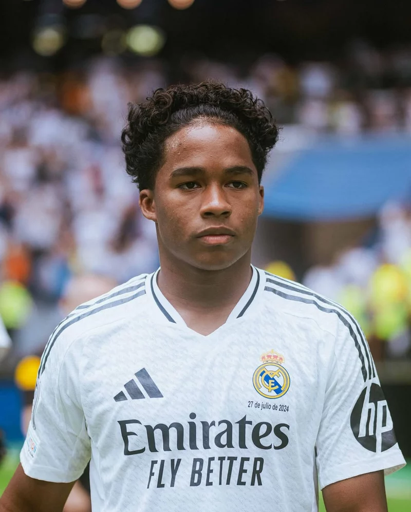 Hình ảnh cầu thủ Endrick 1