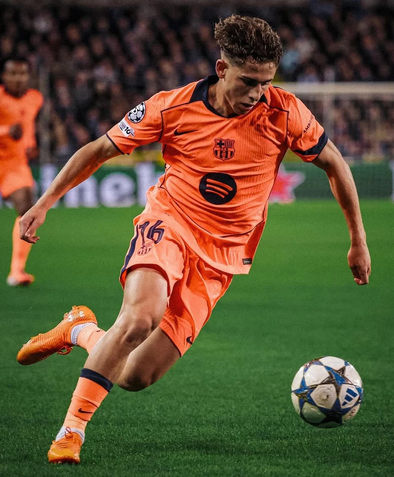 Hình ảnh cầu thủ Fermín López 1