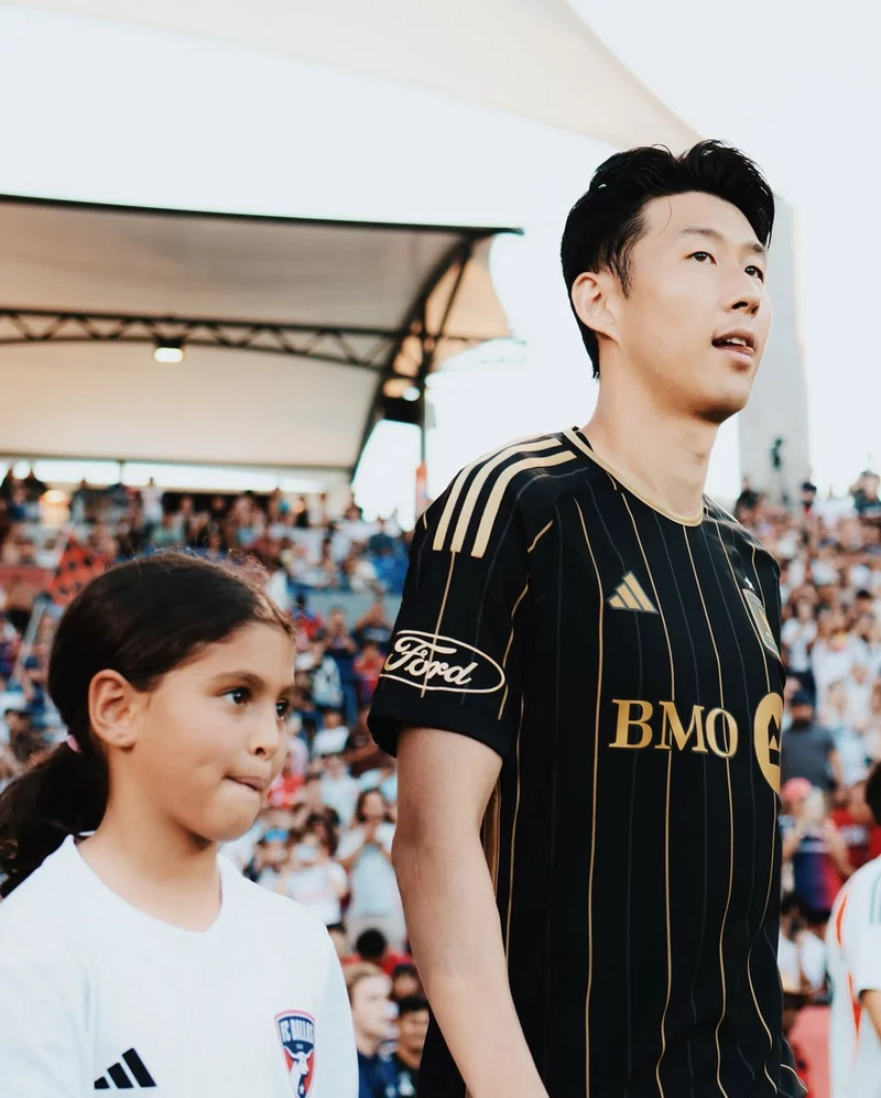 Vì sao Son Heung-min là biểu tượng bóng đá châu Á?