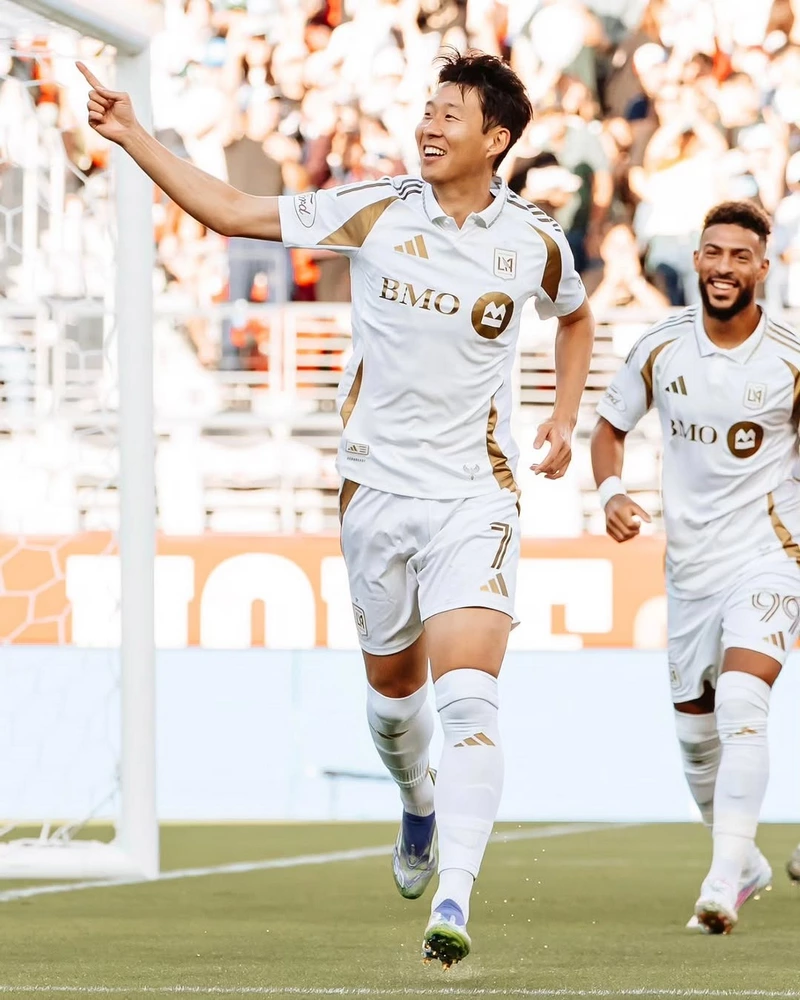 Hình ảnh cầu thủ Son Heung-min 2