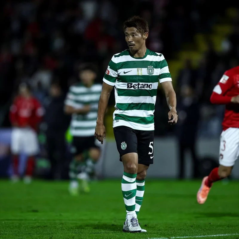 Hình ảnh cầu thủ Hidemasa Morita 4