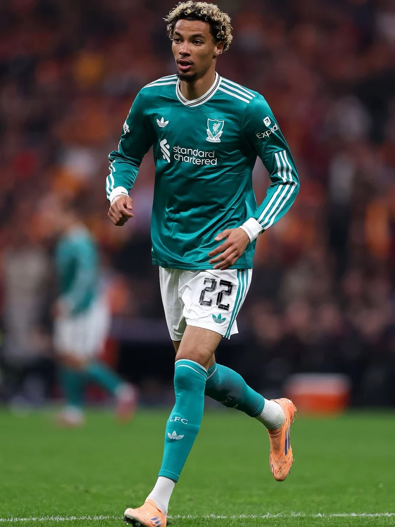 ảnh cầu thủ Hugo Ekitiké 3