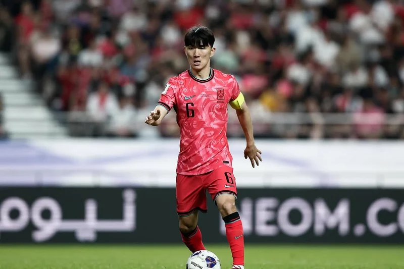 Hình ảnh cầu thủ In-beom Hwang 1