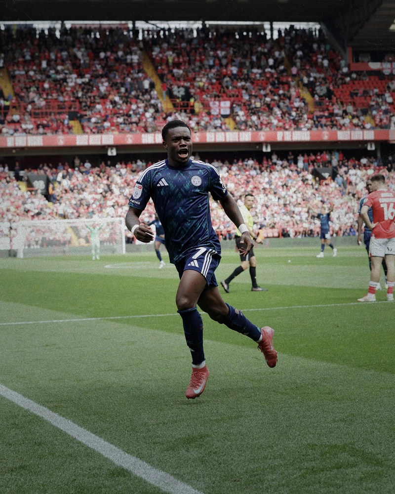 Hình ảnh cầu thủ Issahaku Fatawu 3