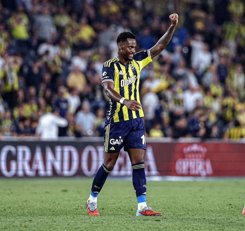 Hình ảnh cầu thủ Jhon Durán 4