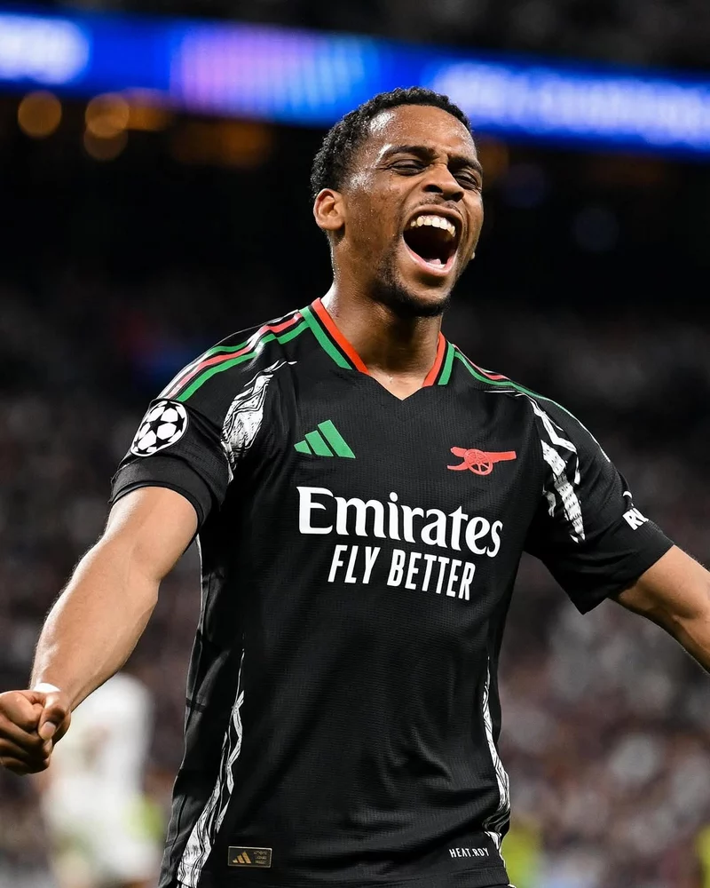 Hình ảnh cầu thủ Jurriën Timber 2