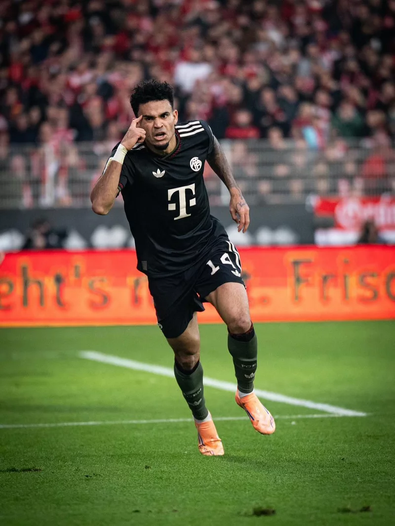 ảnh cầu thủ Luis Díaz 2