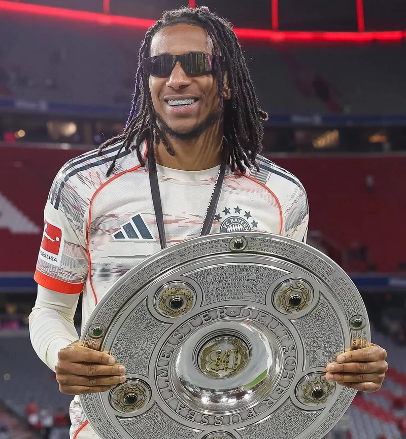 ảnh cầu thủ Michael Olise 4