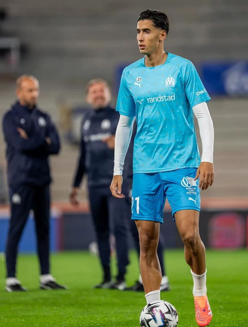 Nayef Aguerd – Ngôi Sao Trong Hệ Thống Phòng Ngự Của Marseille