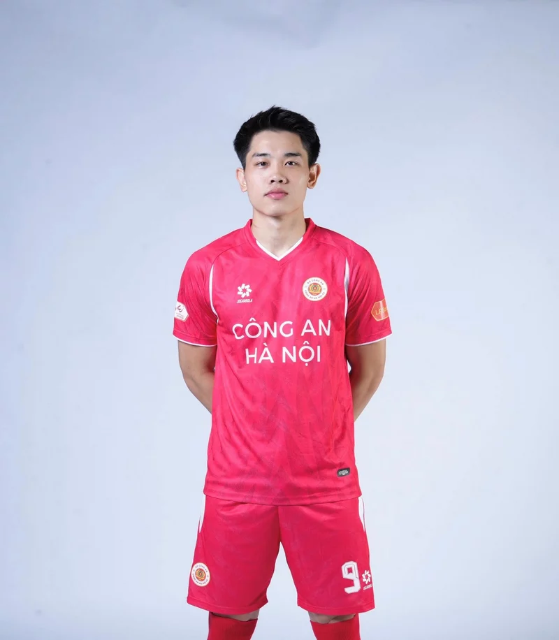 Nguyễn Đình Bắc – Niềm hy vọng mới của bóng đá Việt Nam