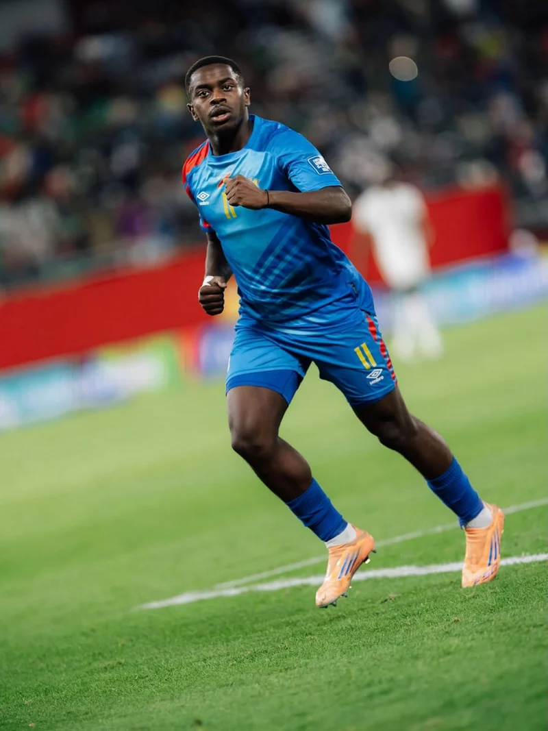 Hình ảnh cầu thủ Noah Sadiki 2