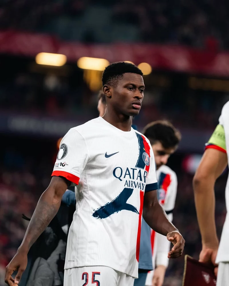 ảnh cầu thủ Nuno Mendes 1