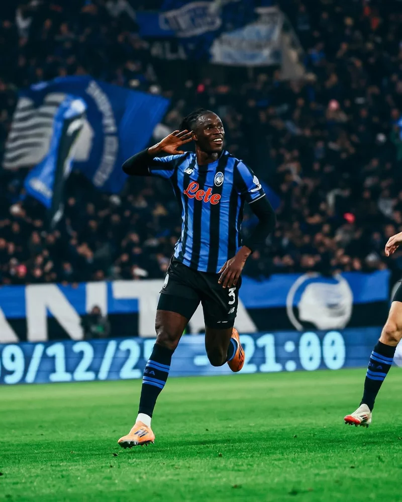 Hình ảnh cầu thủ Odilon Kossounou 1