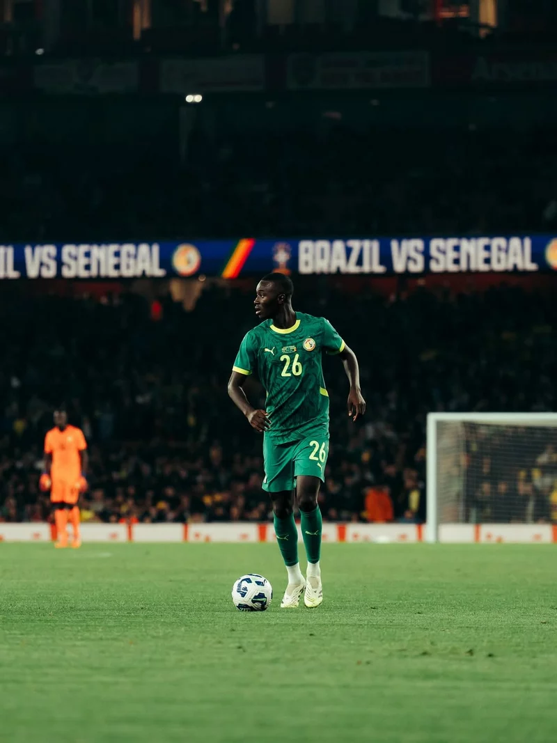 Hình ảnh cầu thủ Pape Gueye 4