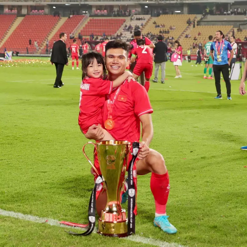 ảnh cầu thủ Phạm Xuân Mạnh 3