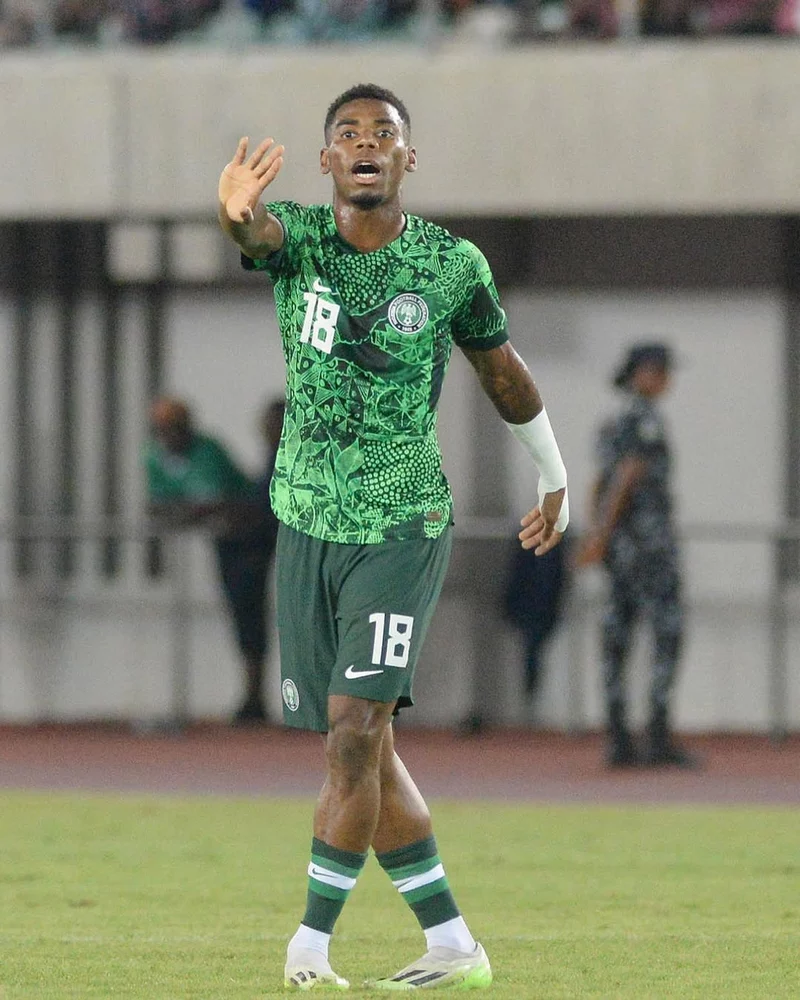 Hình ảnh cầu thủ Raphael Onyedika 4