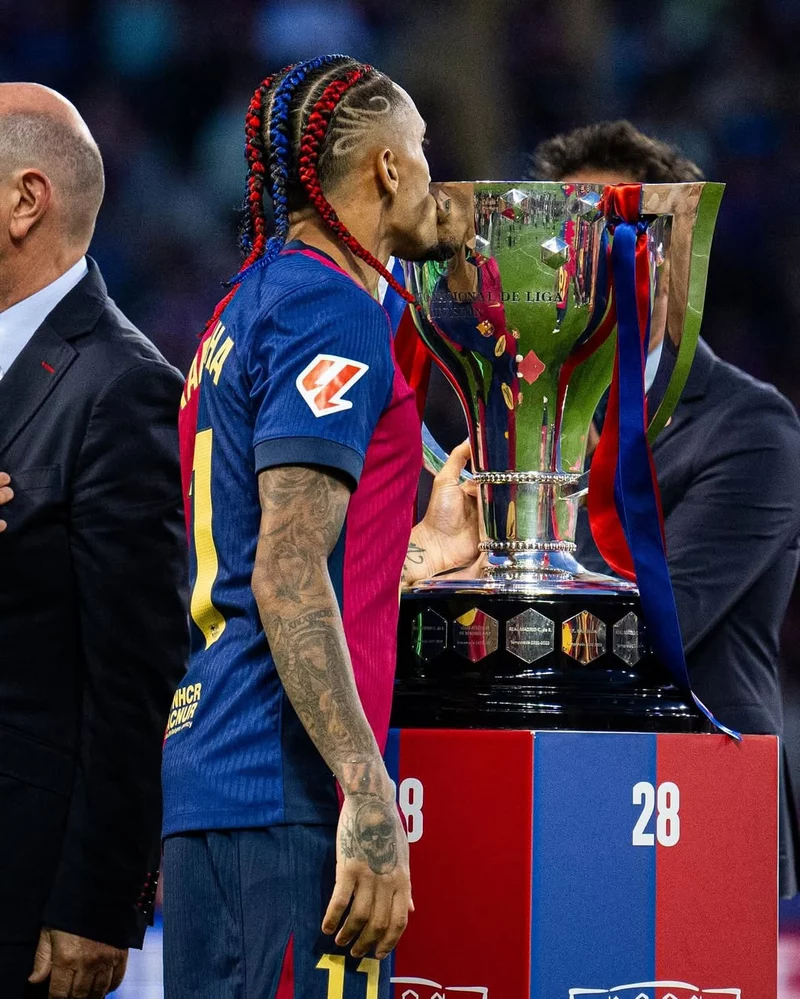 ảnh cầu thủ Raphinha 3