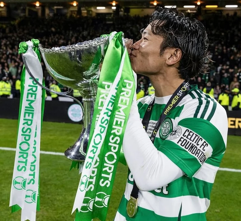 Hình ảnh cầu thủ Reo Hatate 4