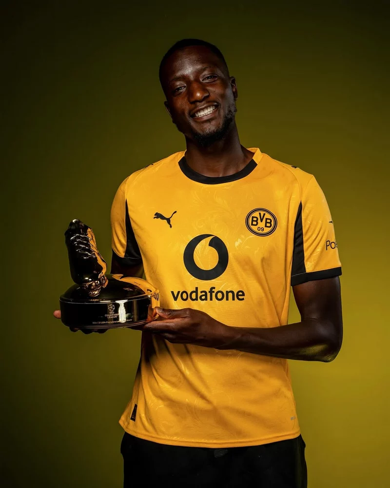 ảnh cầu thủ Serhou Guirassy 3