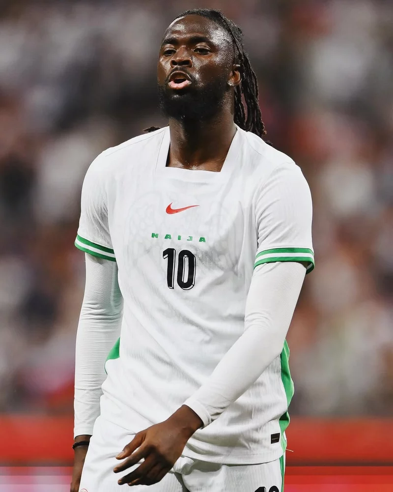 Hình ảnh cầu thủ Tolu Arokodare 2