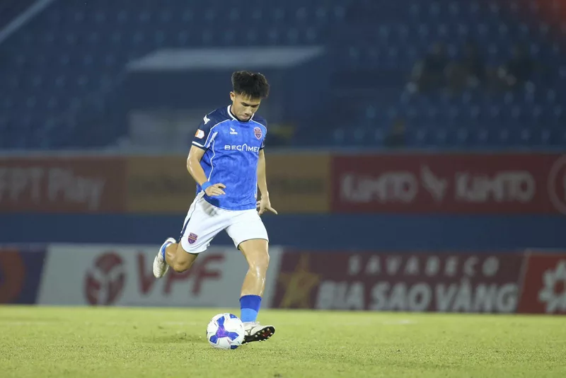 ảnh cầu thủ Võ Hoàng Minh Khoa 4