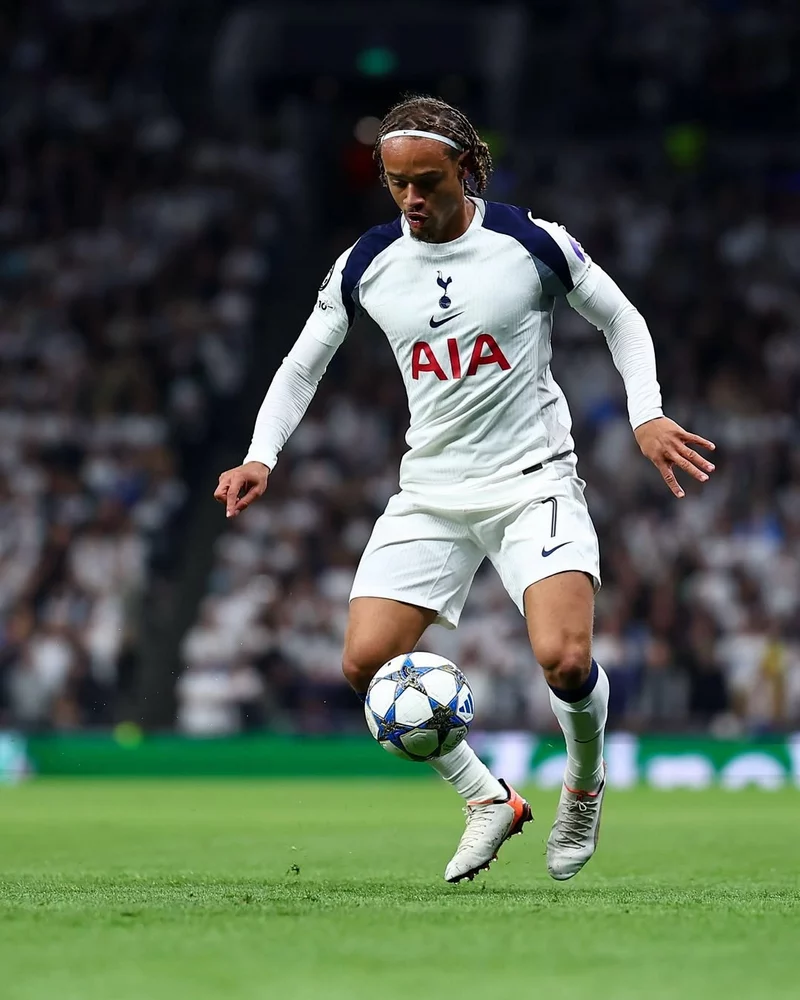 Hình ảnh cầu thủ Xavi Simons 4