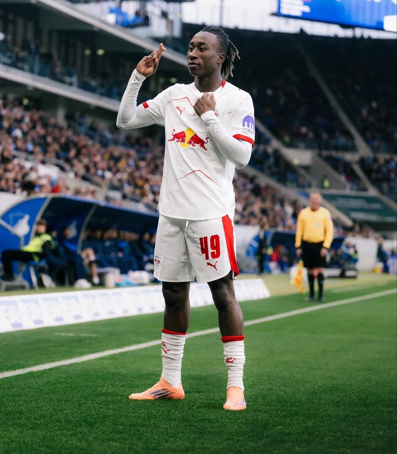 Hình ảnh cầu thủ Yan Diomande 1