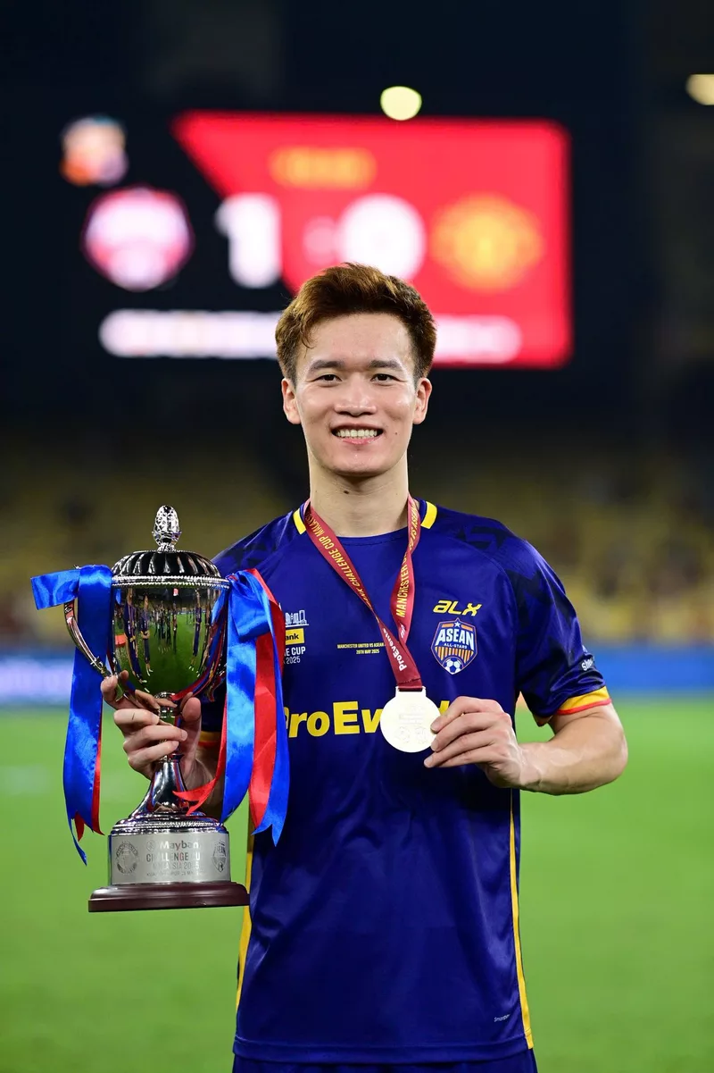 Nguyễn Hoàng Đức và hành trình giành Quả bóng Vàng Việt Nam