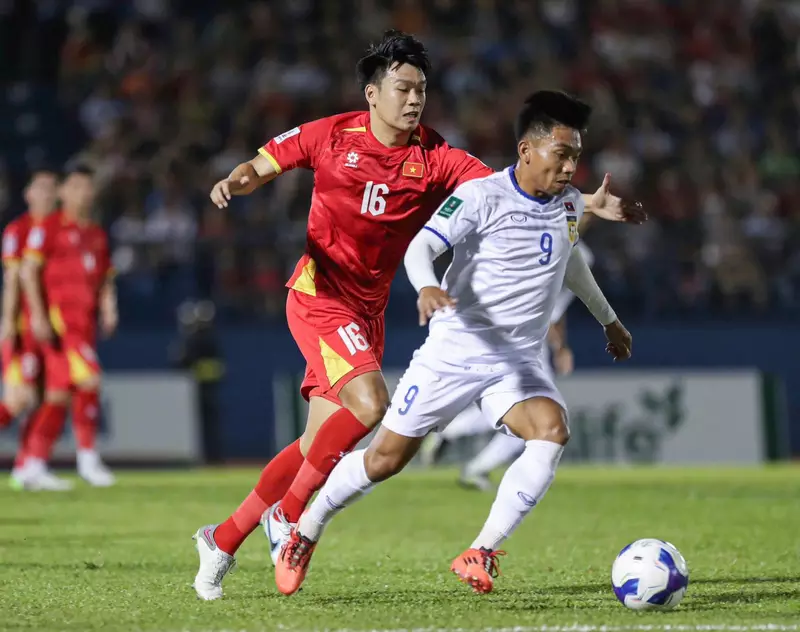 ảnh cầu thủ Nguyễn Thành Chung 1