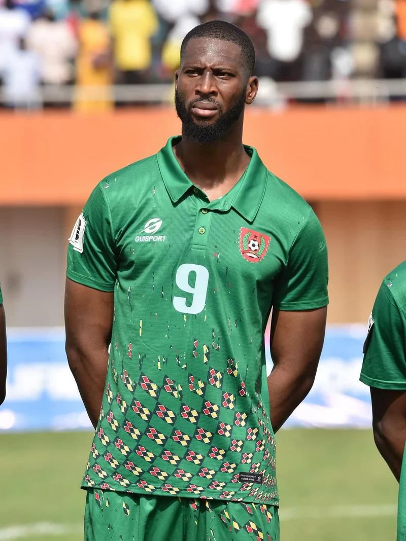 Hình ảnh cầu thủ Beto 1