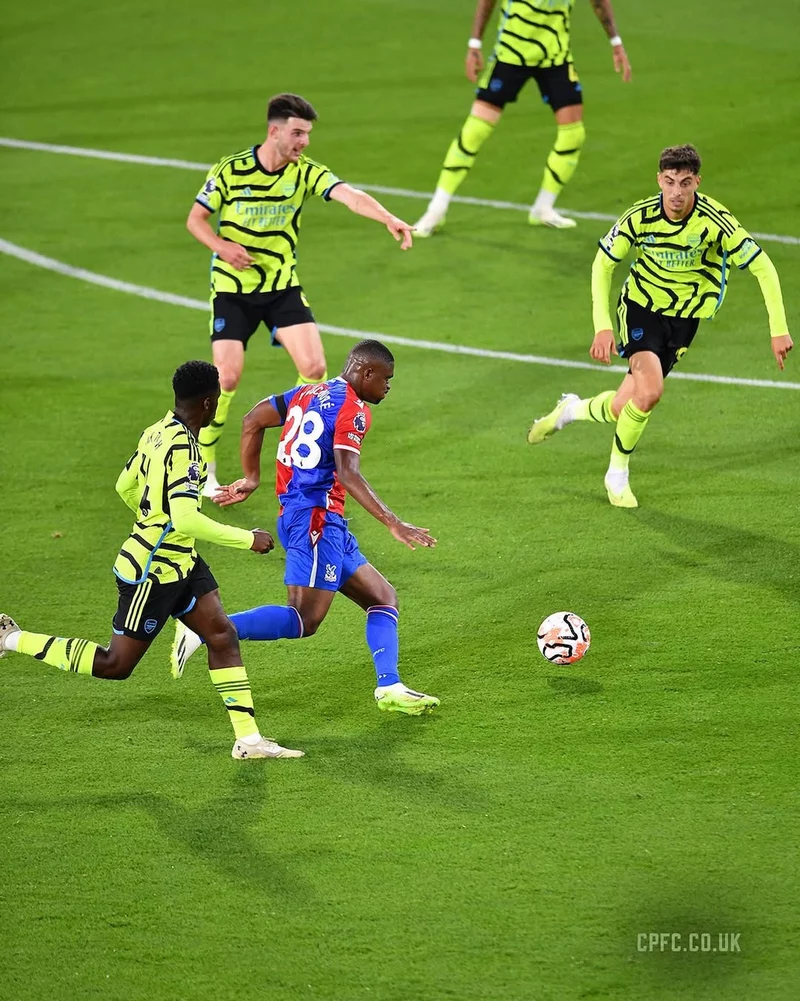 Hình ảnh cầu thủ Cheick Doucouré 2