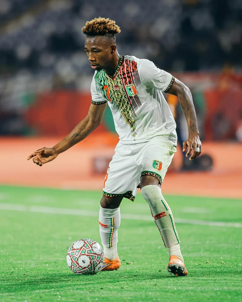 Hình ảnh cầu thủ Dorgeles Nene 1