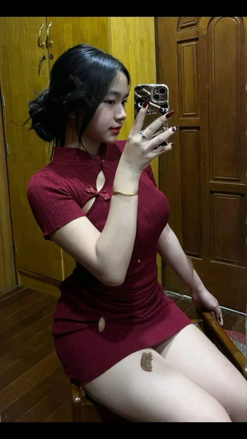 Gái xinh sexy gương mặt xinh đẹp rạng rỡ