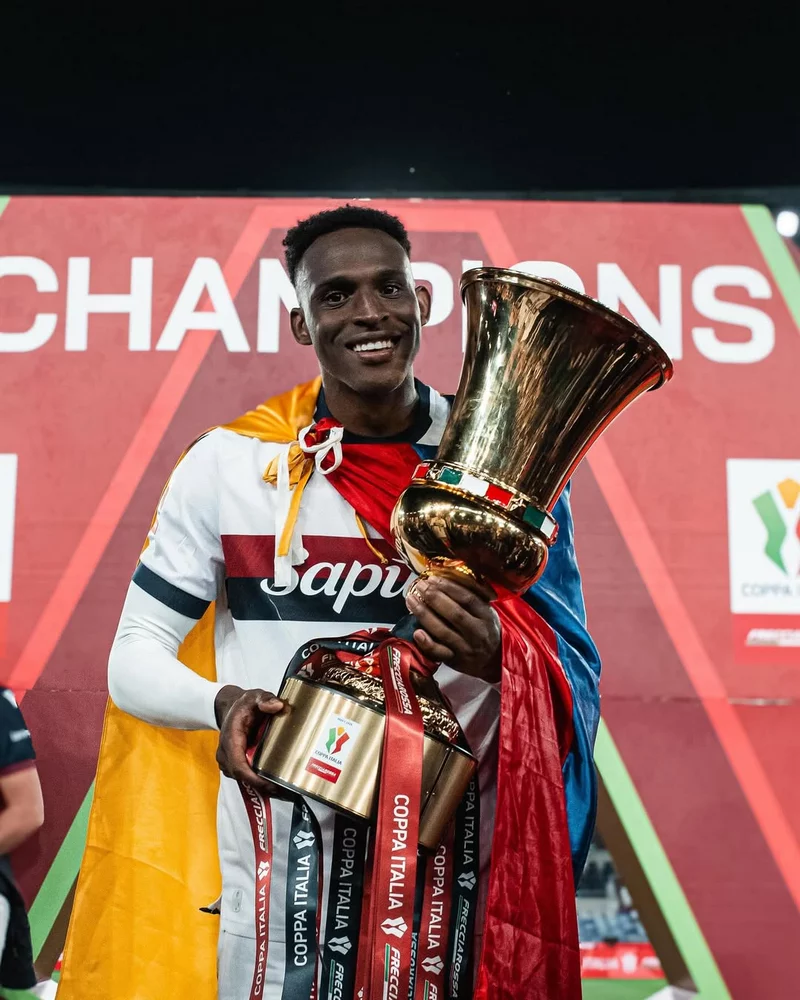 Hình ảnh cầu thủ Jhon Lucumí 2