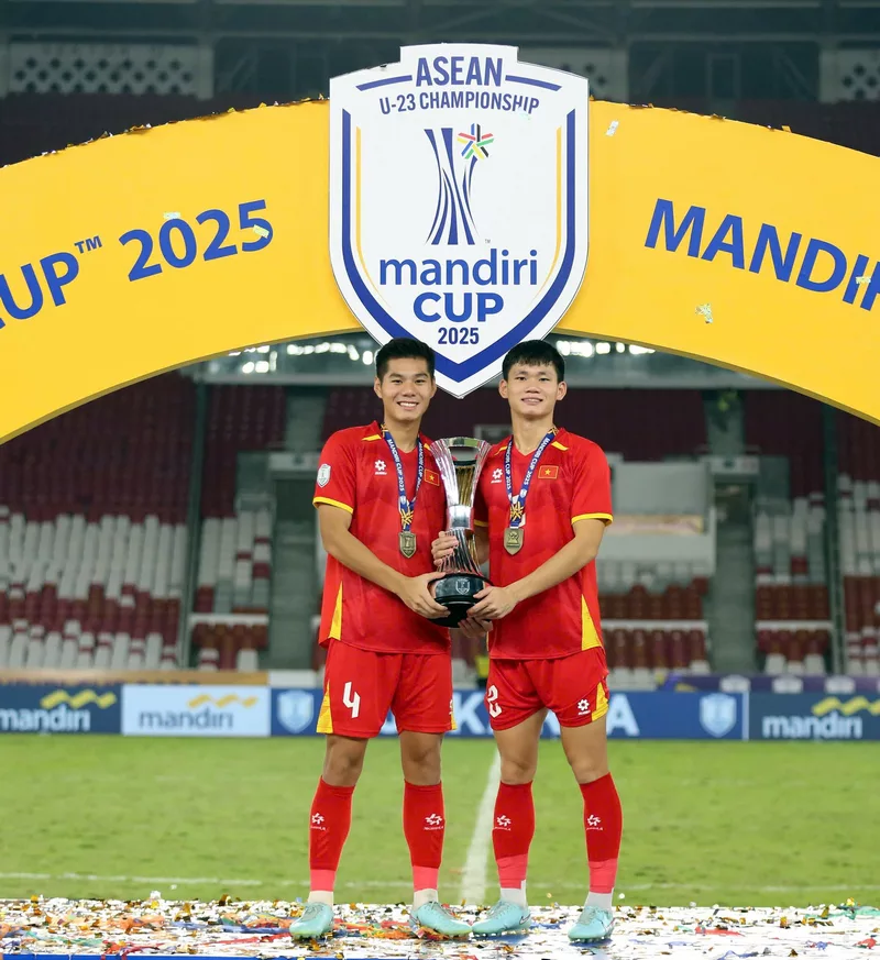 Hình ảnh cầu thủ Lê Văn Hà 4