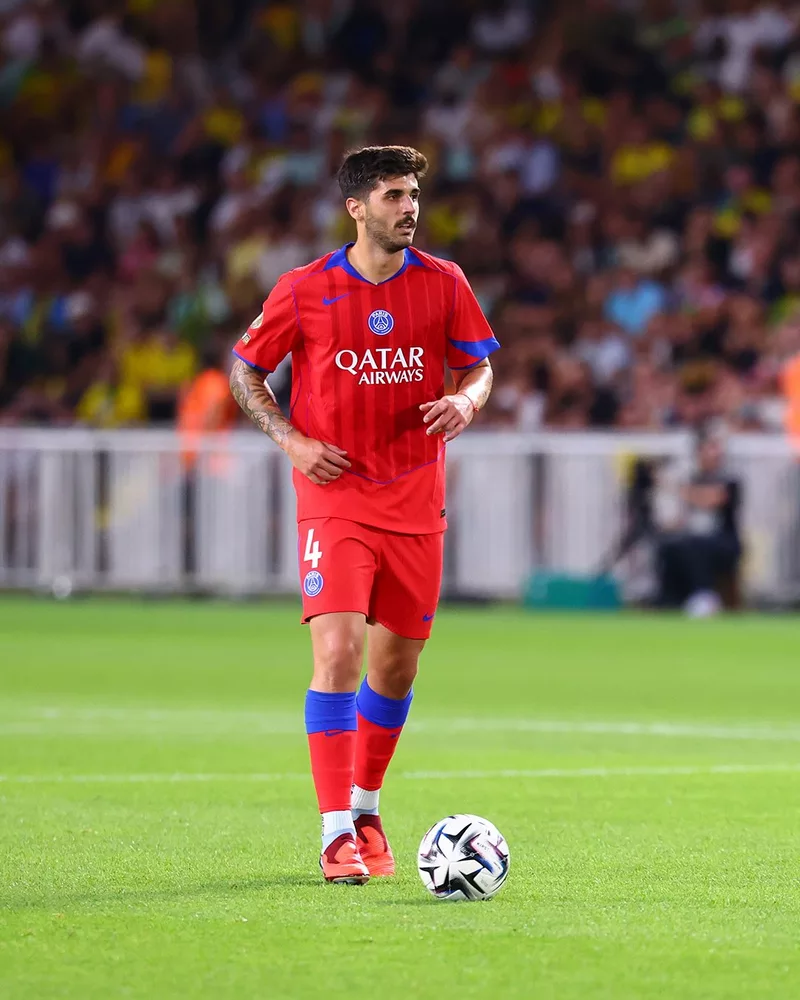 Lucas Beraldo – Từ tài năng trẻ São Paulo đến ngôi sao ở châu Âu