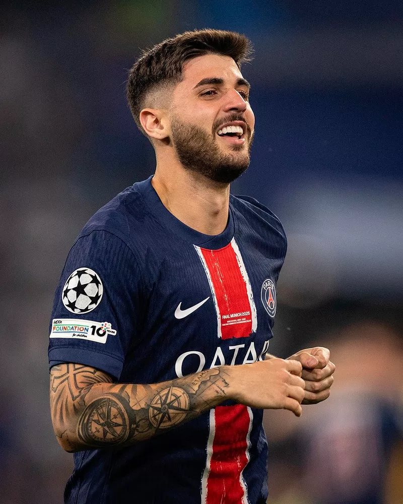 Hình ảnh cầu thủ Lucas Beraldo 2