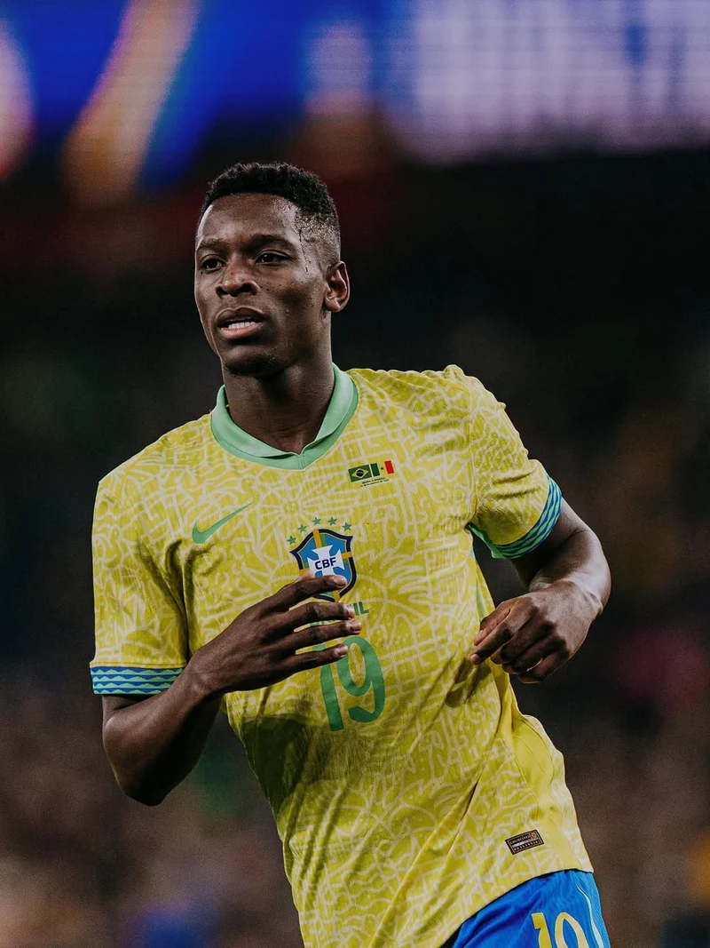 Hình ảnh cầu thủ Luiz Henrique 2