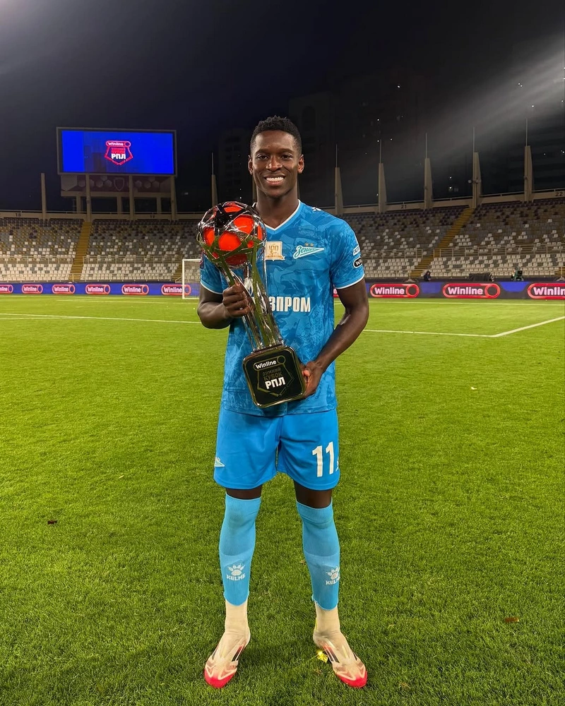 Hành trình bóng đá Luiz Henrique – Từ Fluminense đến ĐT Brazil